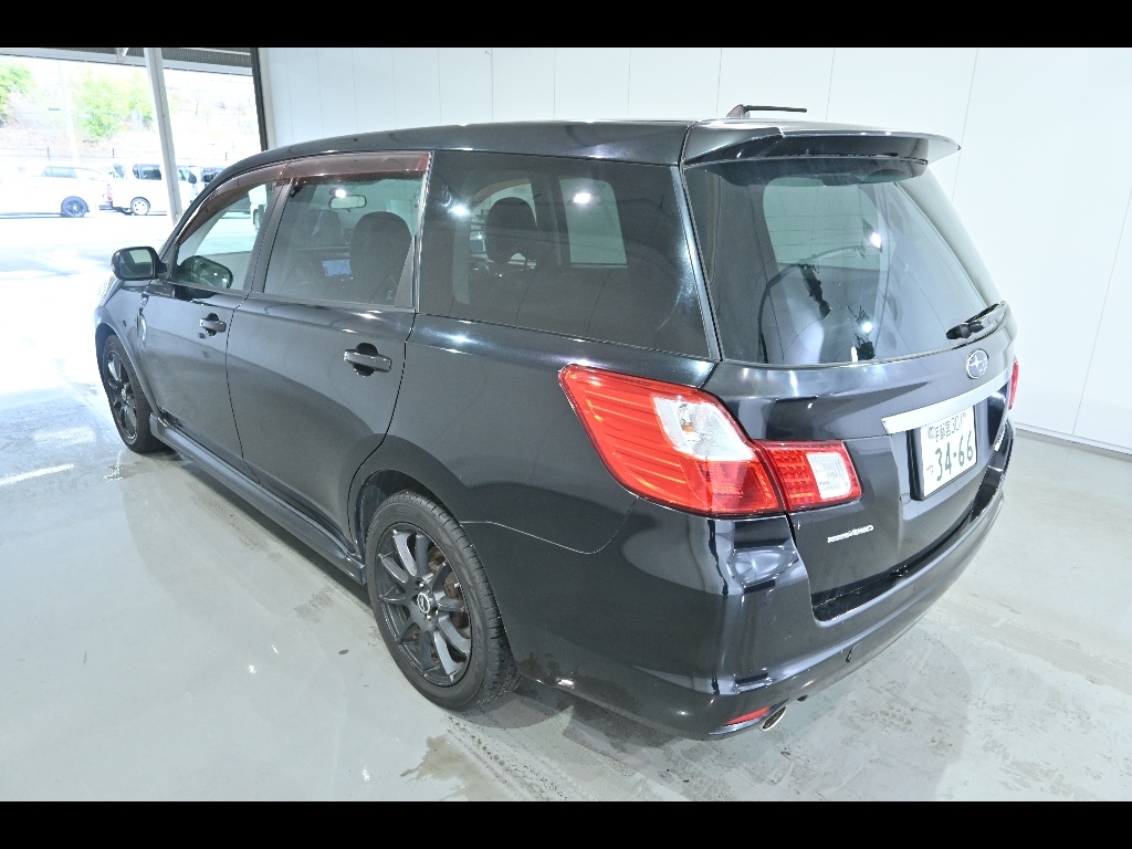 SUBARU EXIGA
