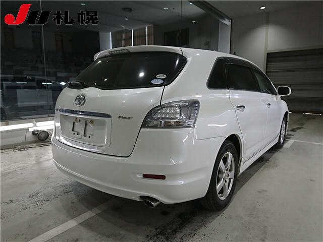 TOYOTA MARK X ZIO