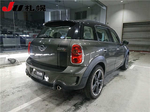 MINI CROSSOVER