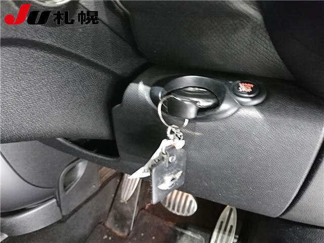 MINI CROSSOVER