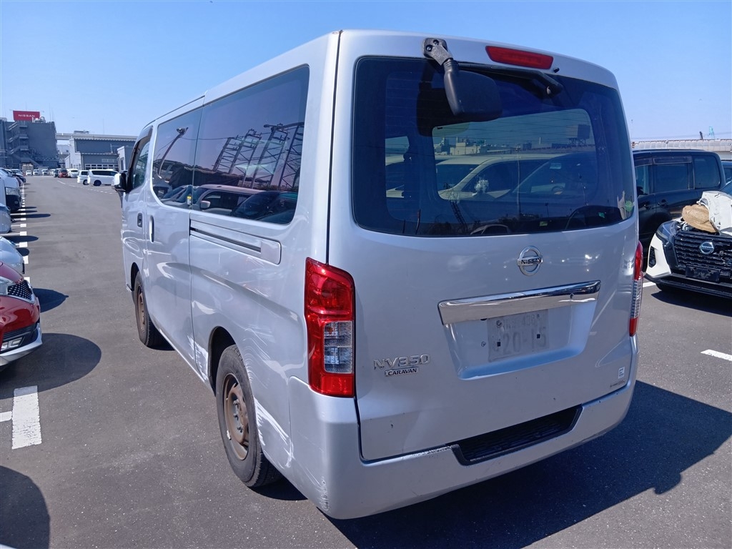 NISSAN NV350 CARAVAN