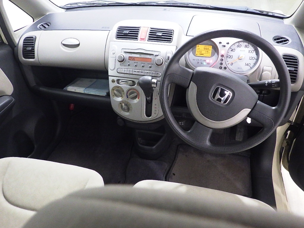 HONDA LIFE