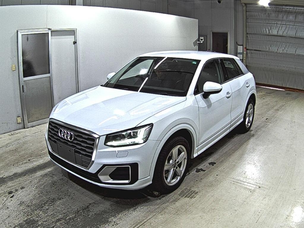 AUDI Q2