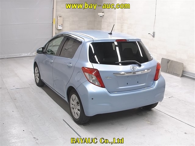 TOYOTA VITZ