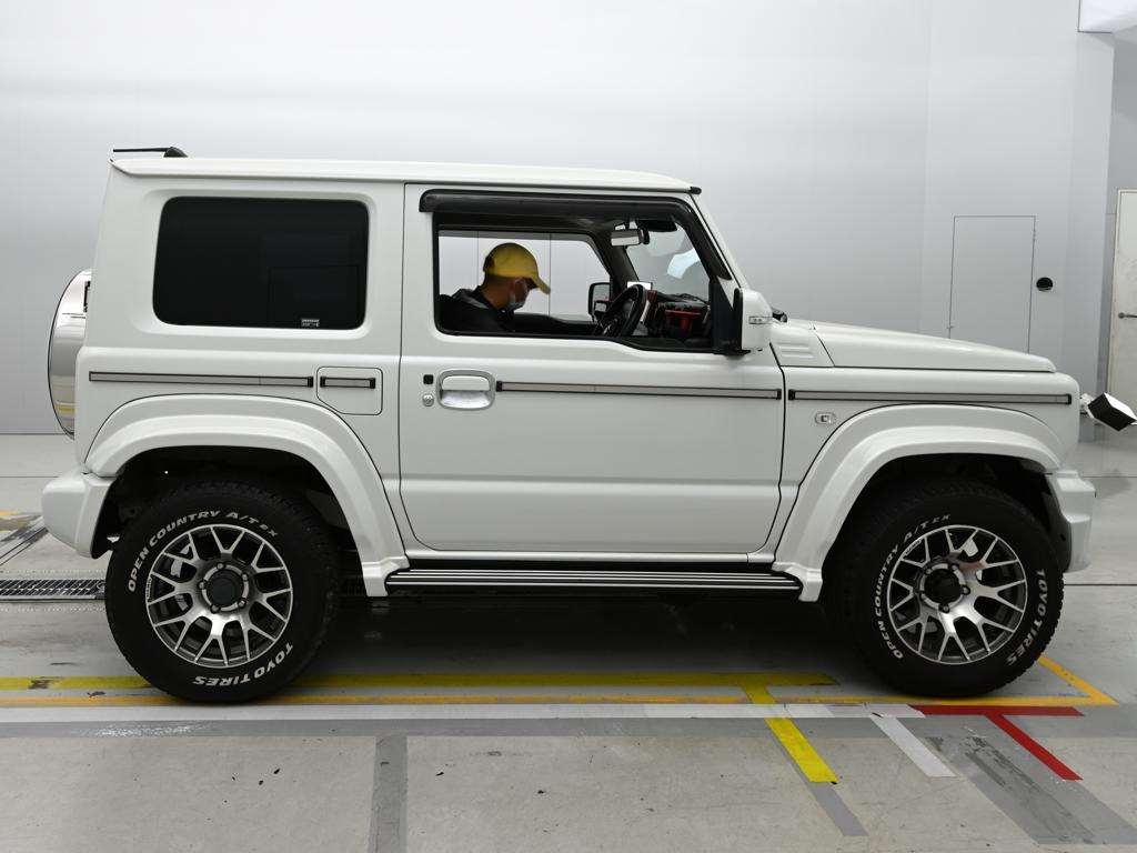 SUZUKI JIMNY SIERRA