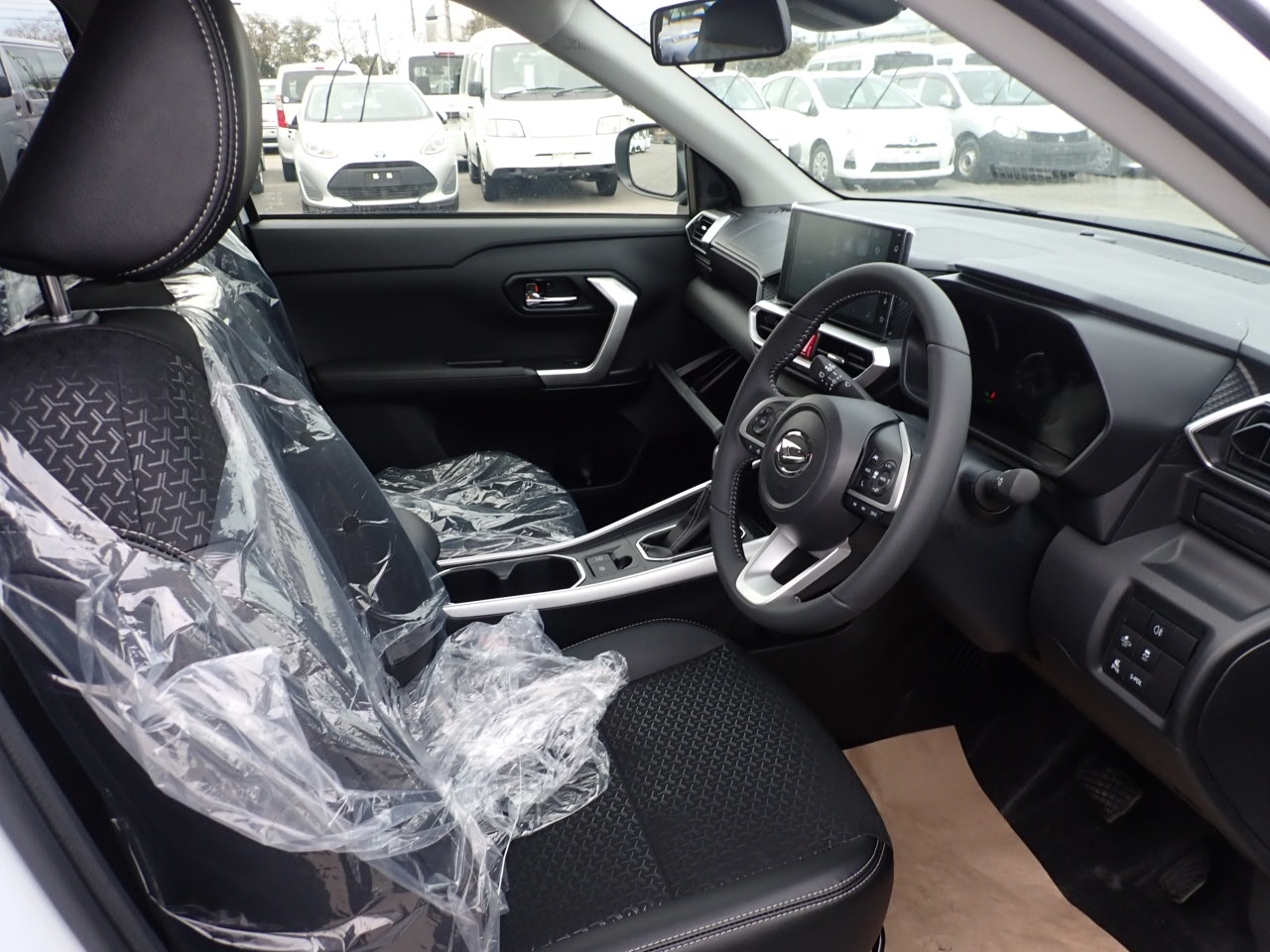DAIHATSU ROCKY