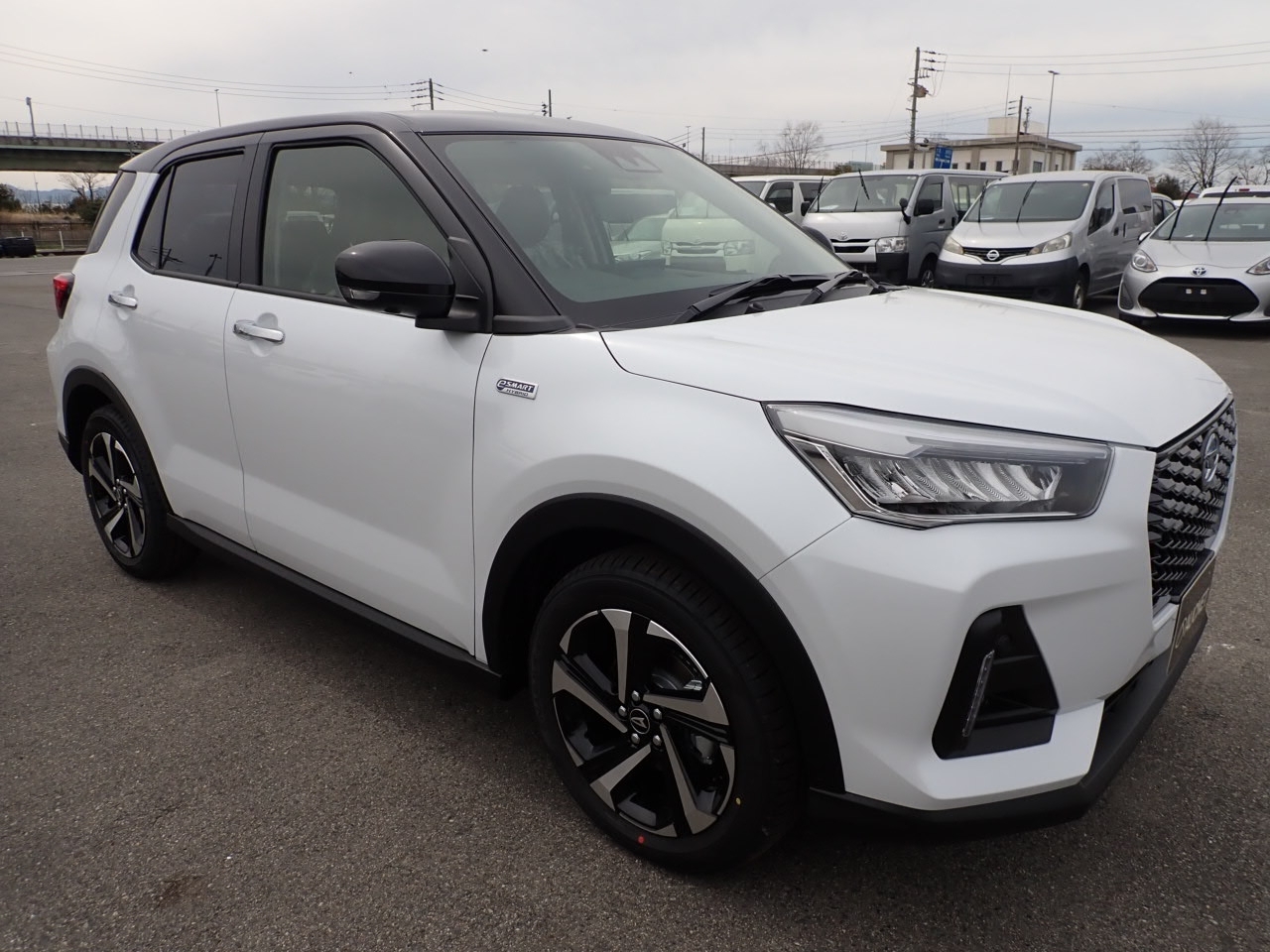 DAIHATSU ROCKY