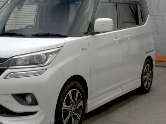 MITSUBISHI DELICA D:2