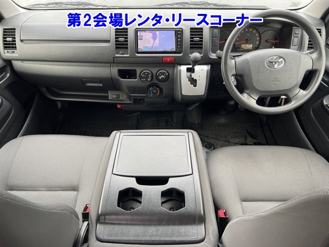 TOYOTA REGIUS ACE