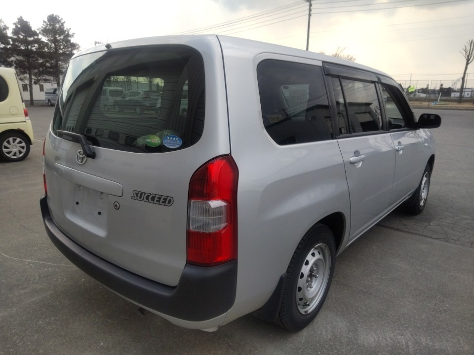 TOYOTA PROBOX