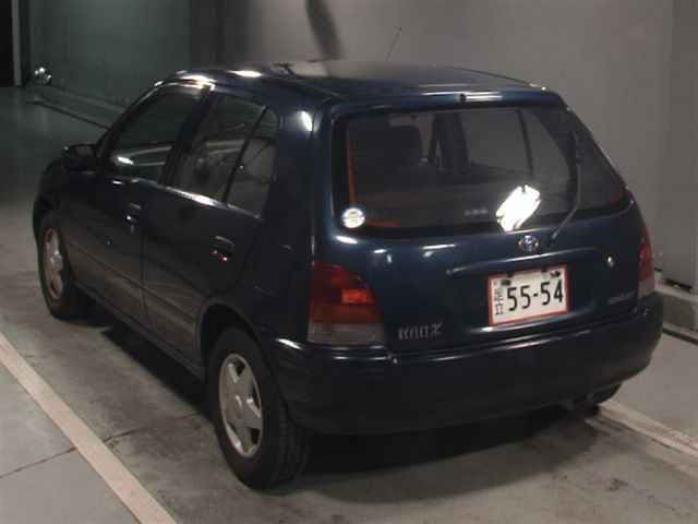 TOYOTA STARLET