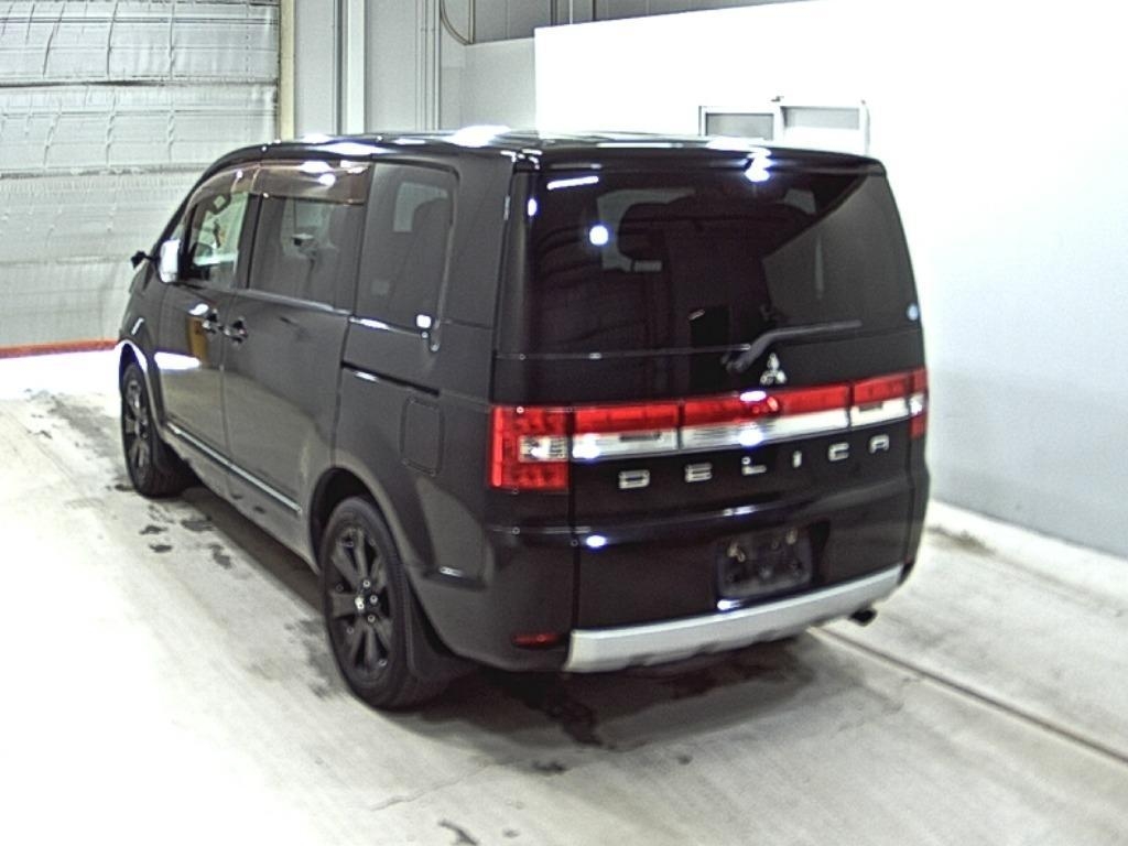 MITSUBISHI DELICA D:5