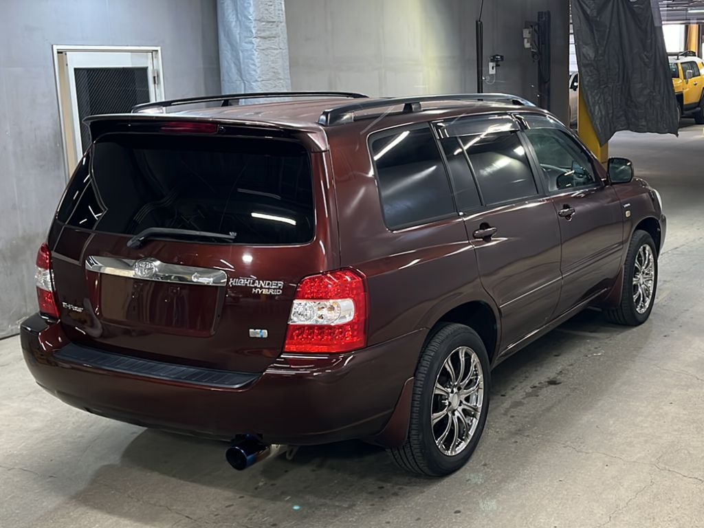 TOYOTA KLUGER V