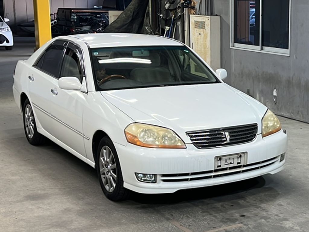 TOYOTA MARK II
