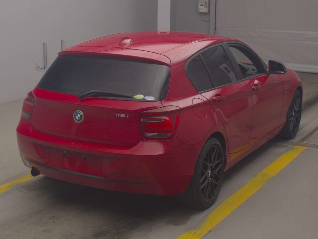 BMW 1-SERIES