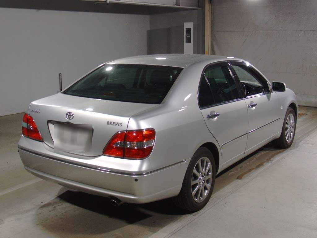 TOYOTA BREVIS