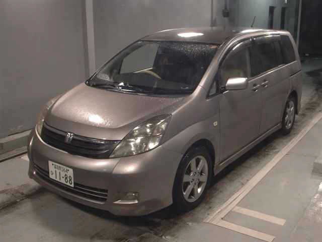 TOYOTA ISIS