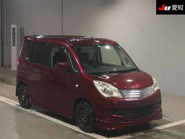 MITSUBISHI DELICA D:2