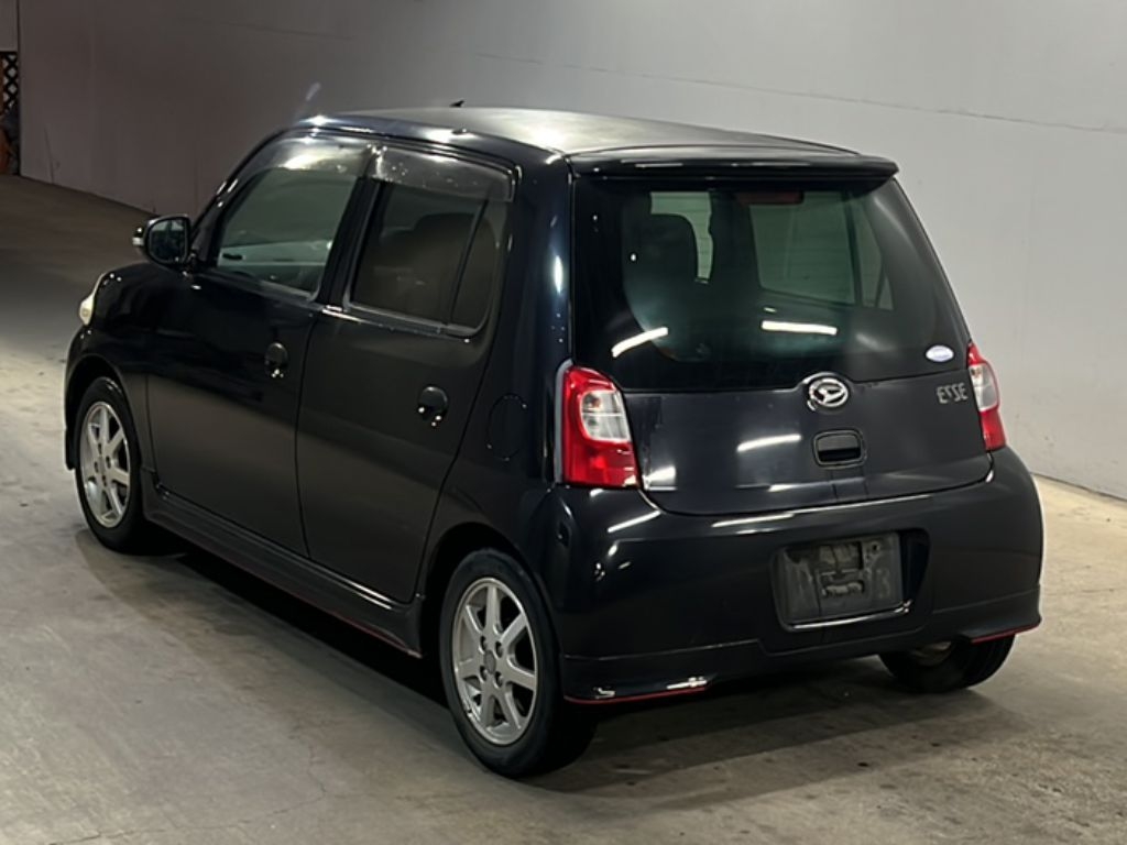 DAIHATSU ESSE