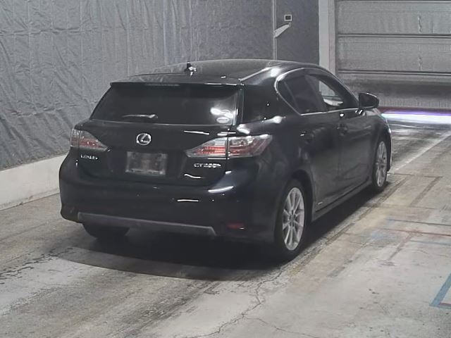 LEXUS CT200H