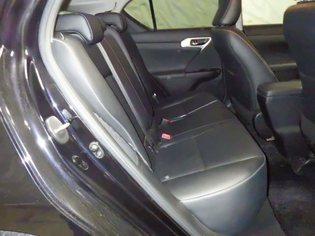 LEXUS CT200H