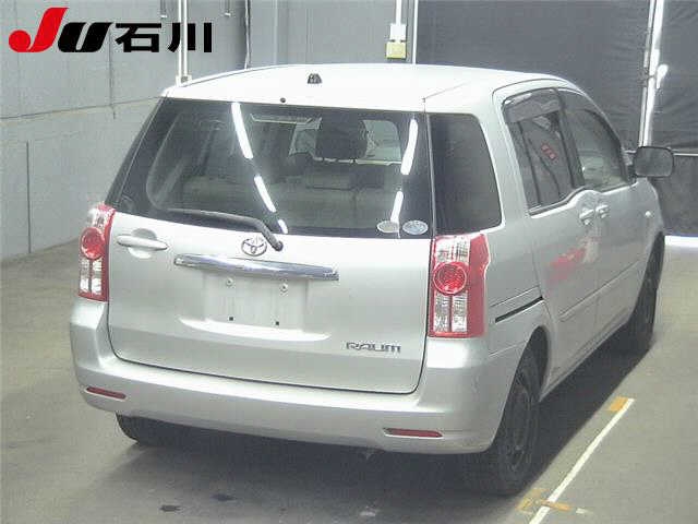 TOYOTA RAUM