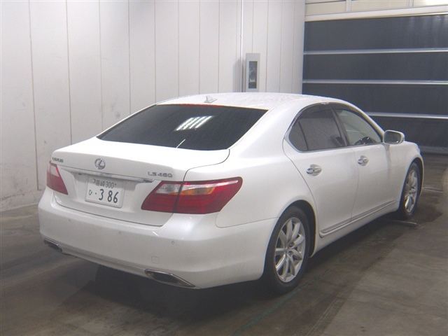 LEXUS LS460