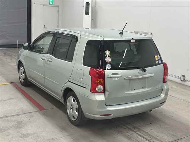 TOYOTA RAUM