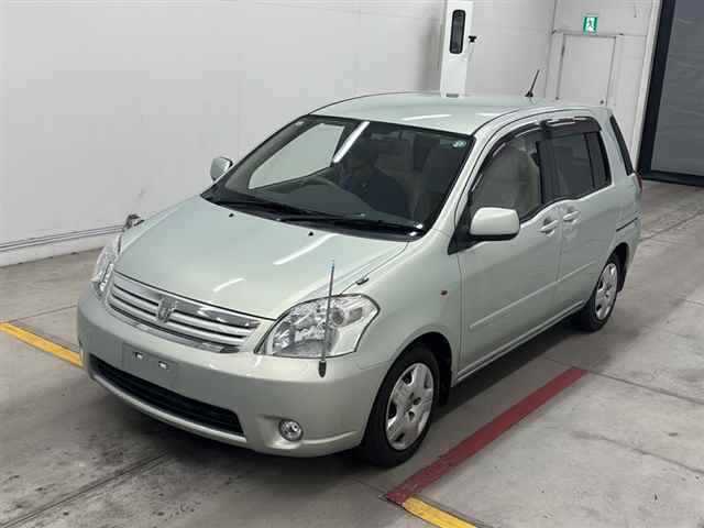 TOYOTA RAUM