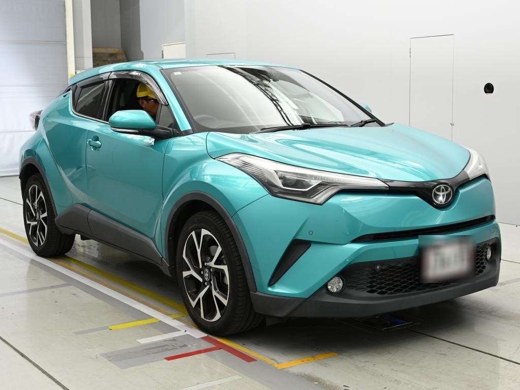 TOYOTA C-HR