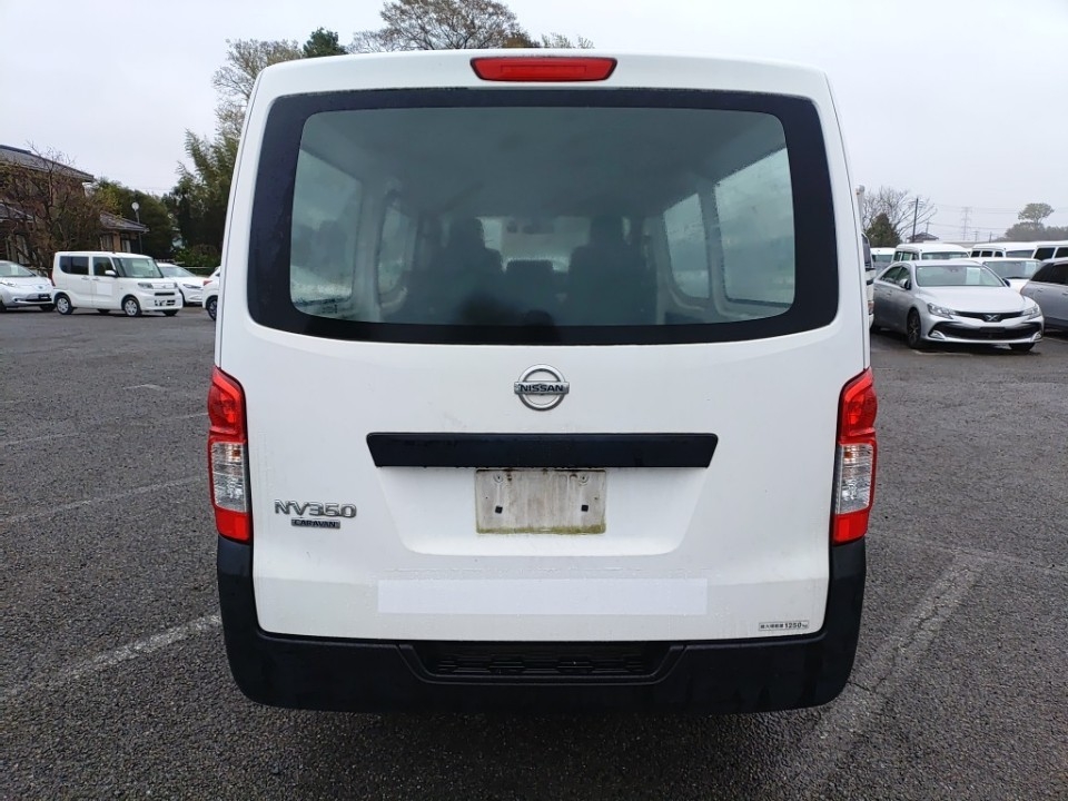 NISSAN NV350 CARAVAN