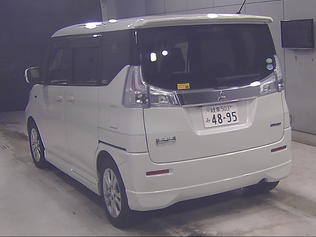 MITSUBISHI DELICA D:2