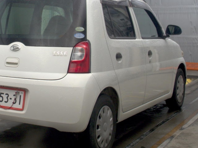 DAIHATSU ESSE