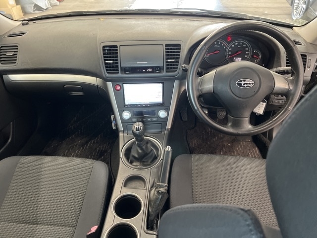 SUBARU LEGACY B4