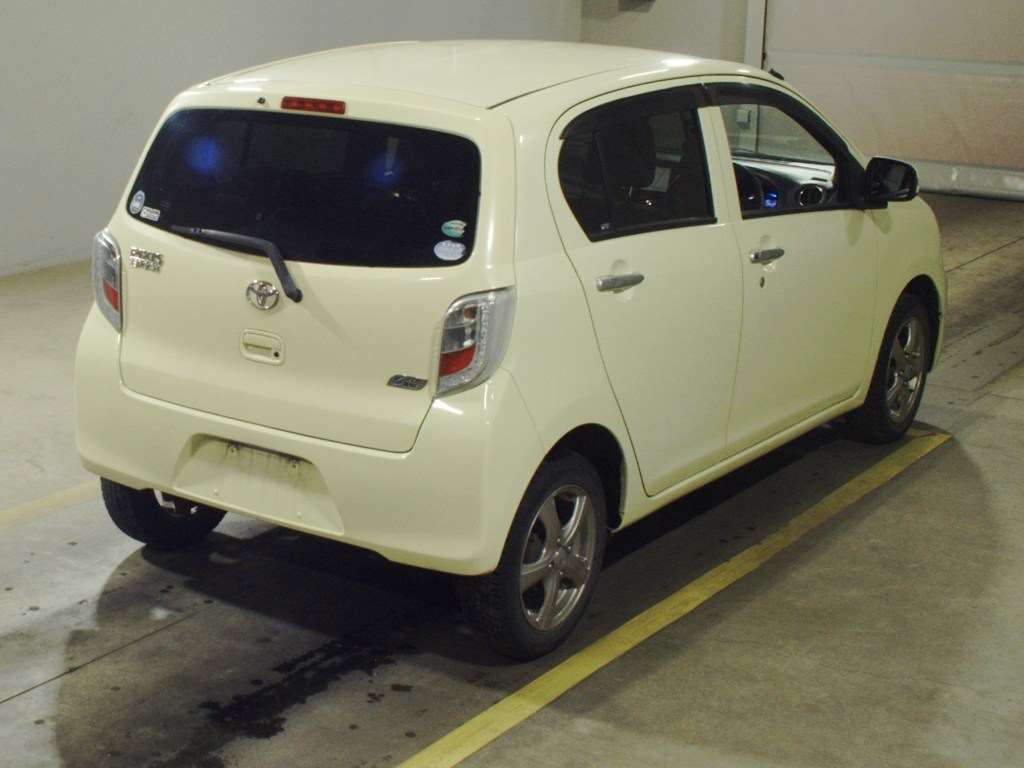 TOYOTA PIXIS EPOCH