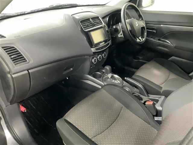 MITSUBISHI RVR