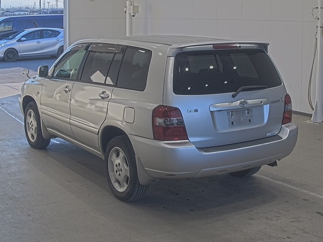TOYOTA KLUGER V