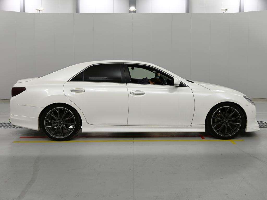 TOYOTA MARK X