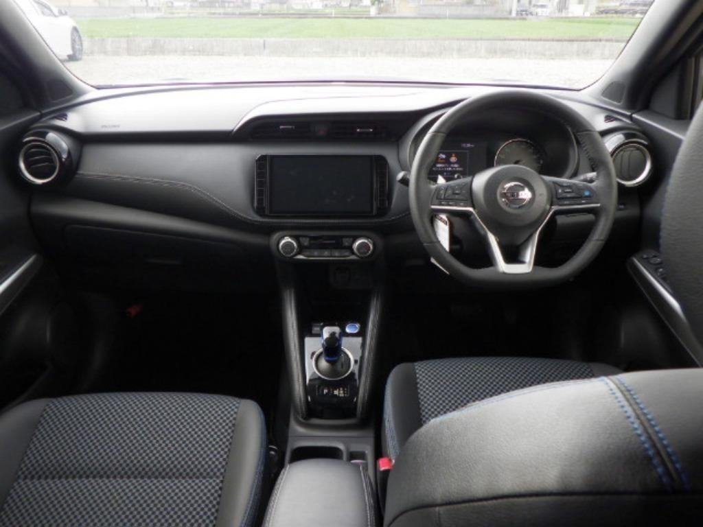 NISSAN KICKS