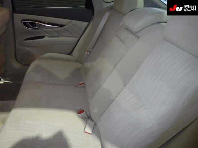 NISSAN FUGA
