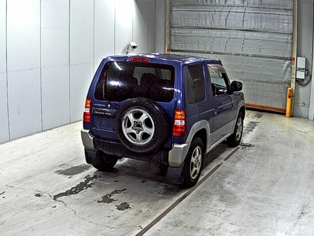 MITSUBISHI PAJERO MINI