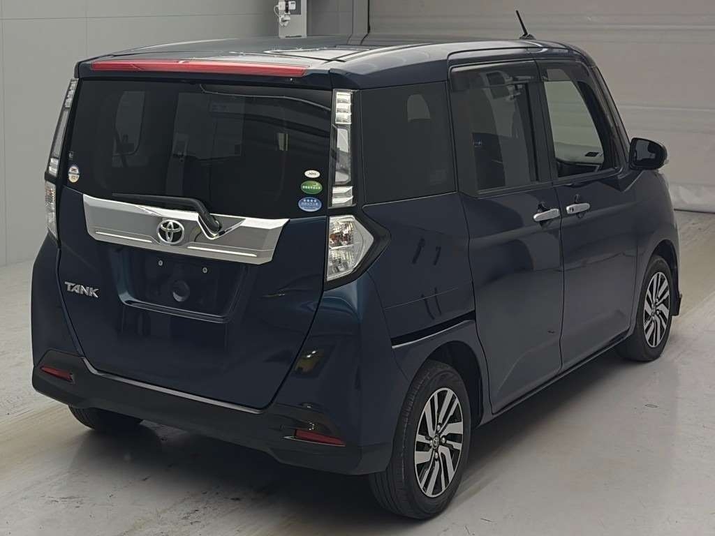 TOYOTA TANK