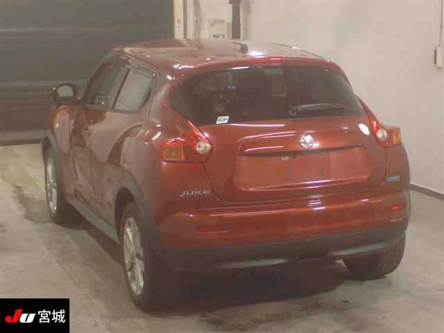 NISSAN JUKE