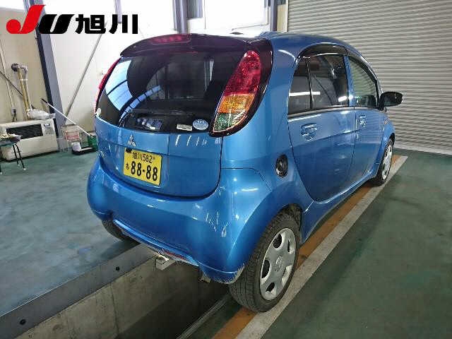 MITSUBISHI I