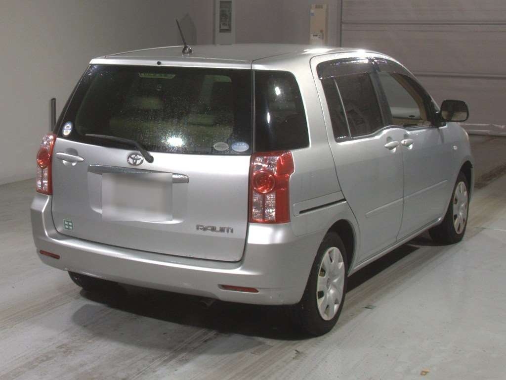 TOYOTA RAUM