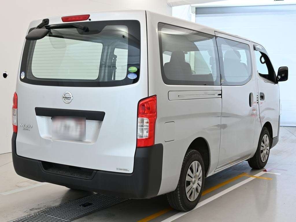 NISSAN NV350 CARAVAN