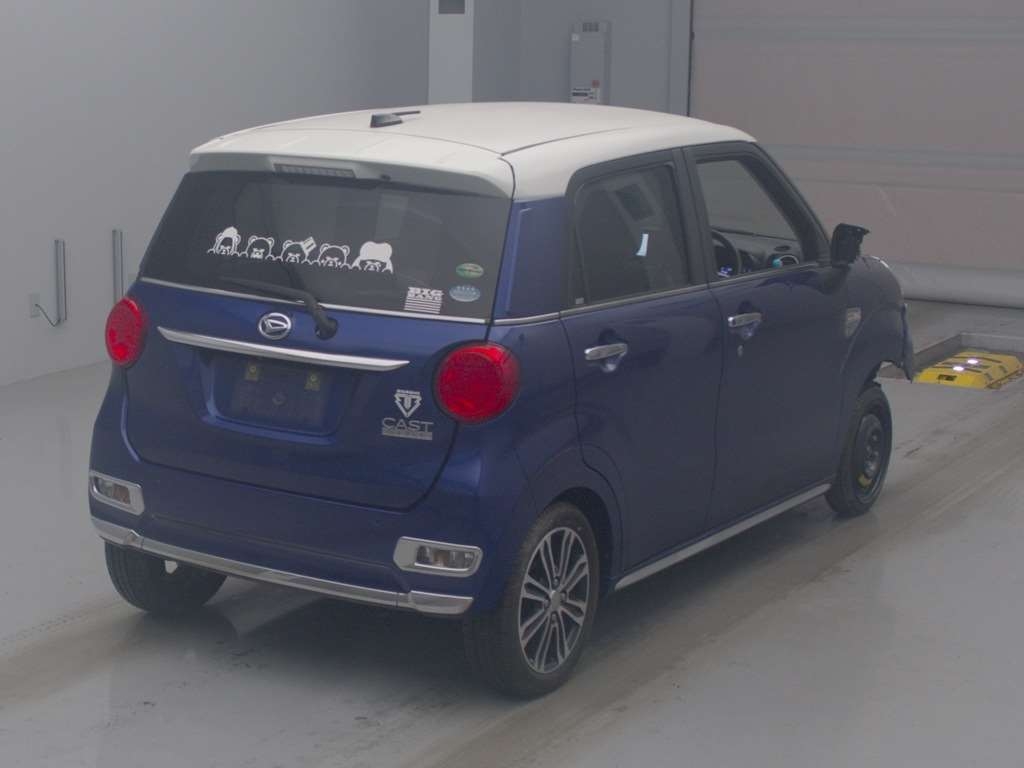 DAIHATSU CAST