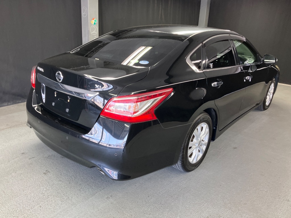 NISSAN TEANA