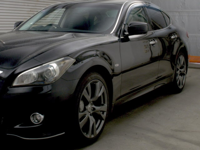 NISSAN FUGA