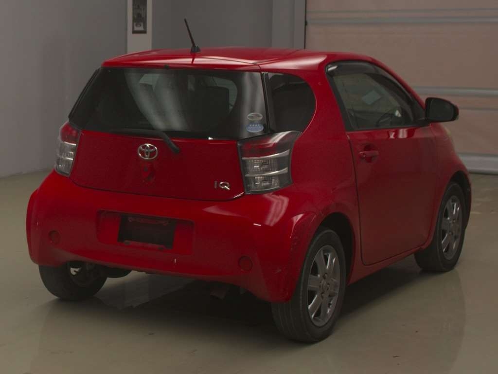 TOYOTA IQ